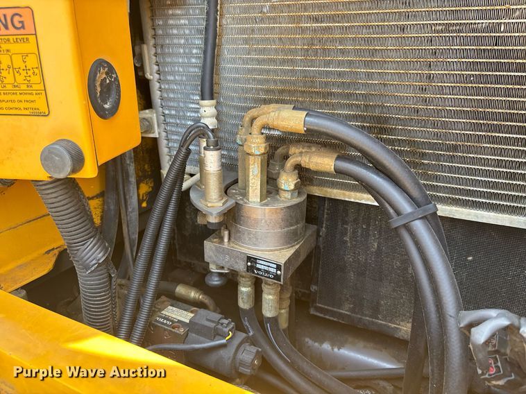 image for item EC3720 2008 Volvo EC360CL excavator