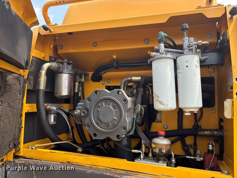 image for item EC3720 2008 Volvo EC360CL excavator