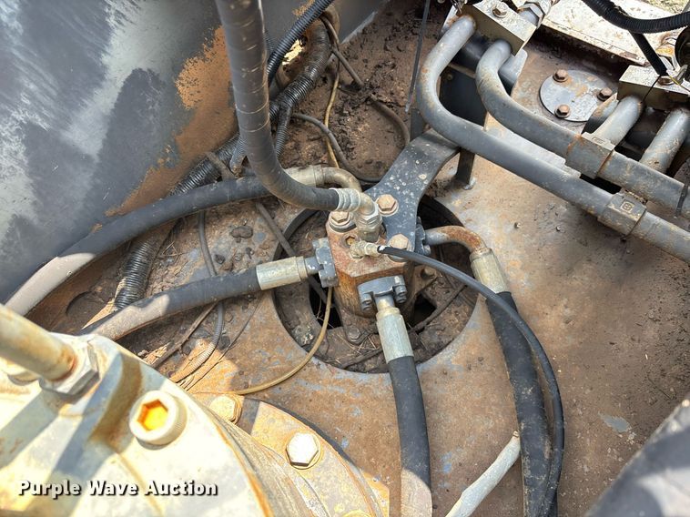 image for item EC3721 2011 Link-Belt 350X excavator