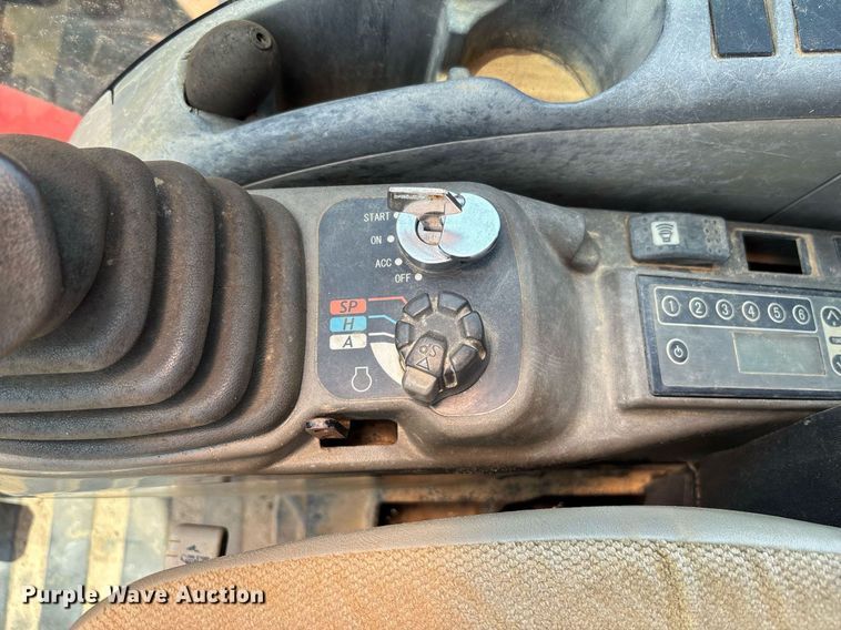 image for item EC3721 2011 Link-Belt 350X excavator