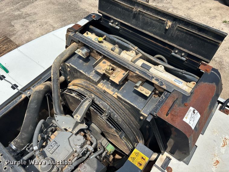 image for item EC3721 2011 Link-Belt 350X excavator