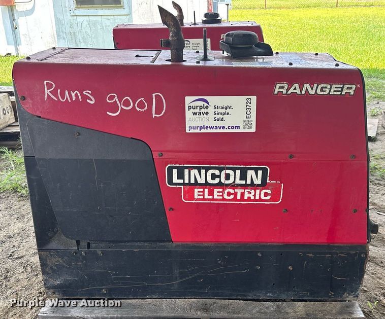 image for item EC3723 Lincoln Electric Ranger 250 GXT welder/generator
