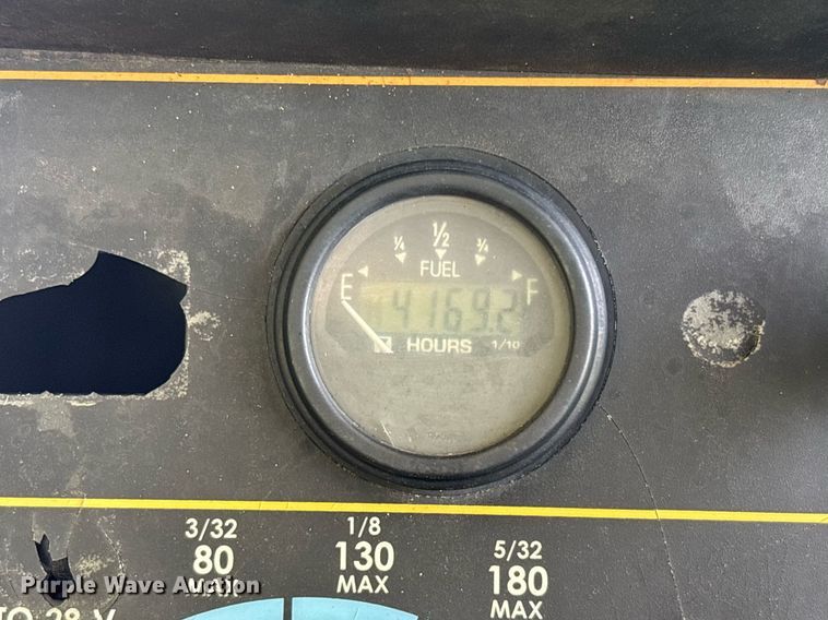 image for item EC3723 Lincoln Electric Ranger 250 GXT welder/generator