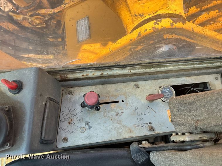 image for item EC3727 Liebherr R912 LC Litronic excavator