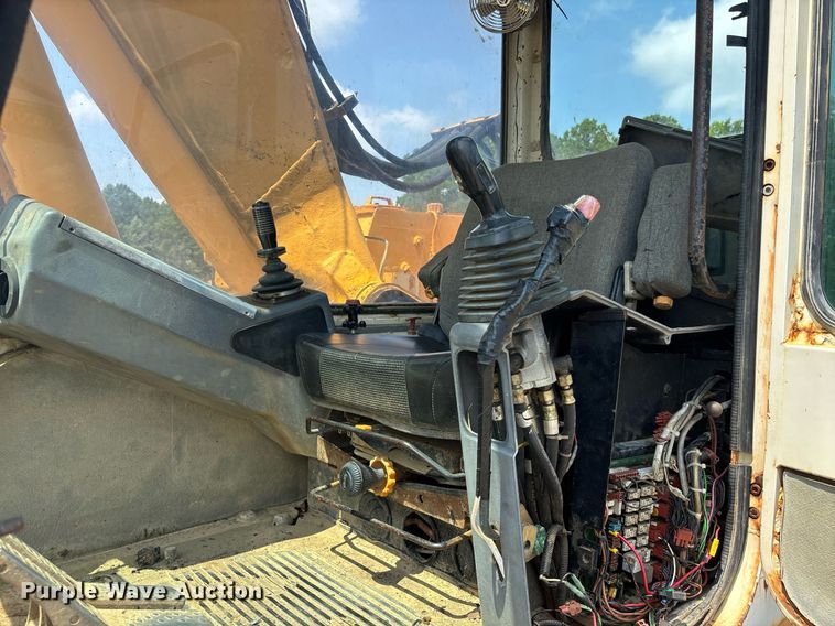 image for item EC3727 Liebherr R912 LC Litronic excavator