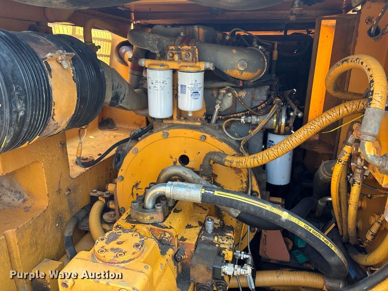 image for item EC3727 Liebherr R912 LC Litronic excavator