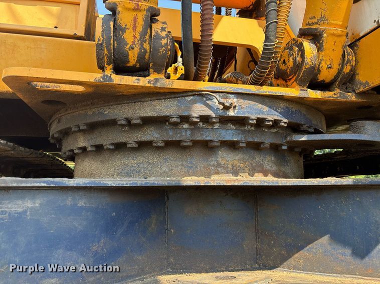 image for item EC3728 1992 Hyundai R290LC excavator