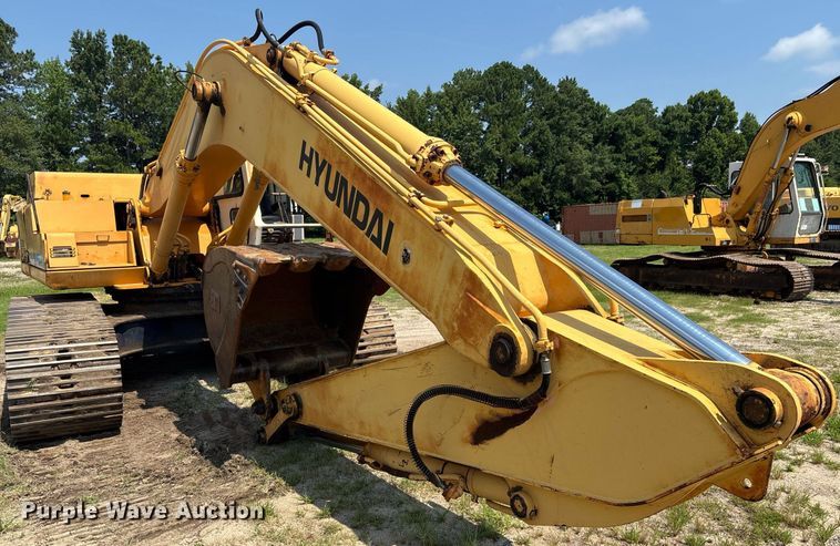 image for item EC3728 1992 Hyundai R290LC excavator