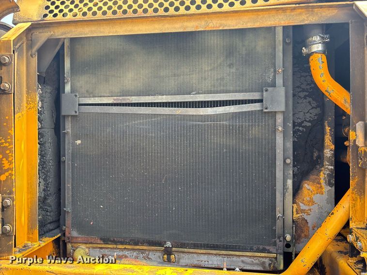 image for item EC3728 1992 Hyundai R290LC excavator