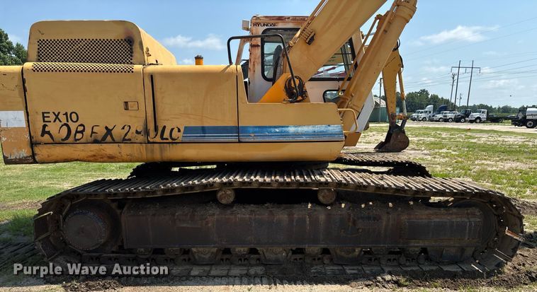 image for item EC3728 1992 Hyundai R290LC excavator