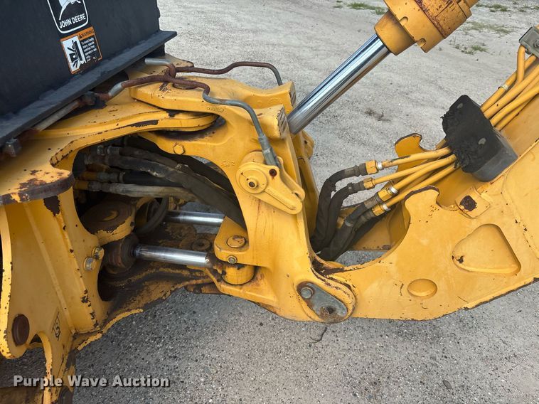 image for item EC3732 2000 John Deere 310E backhoe