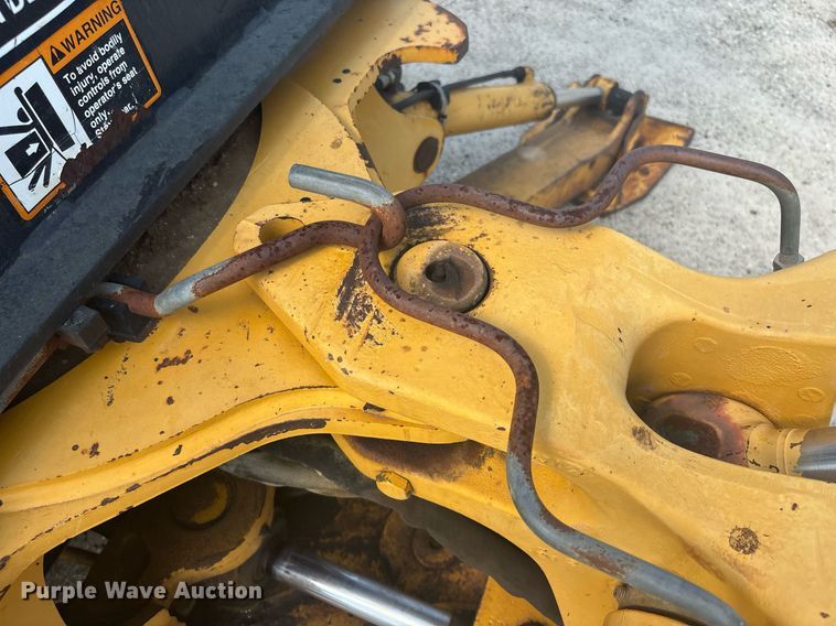 image for item EC3732 2000 John Deere 310E backhoe