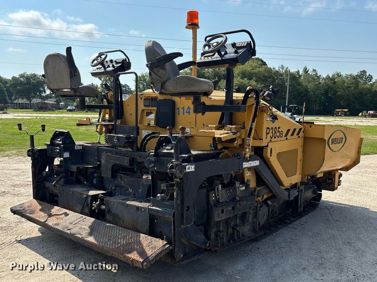image for item EC3733 2019 Weiler P385B paver