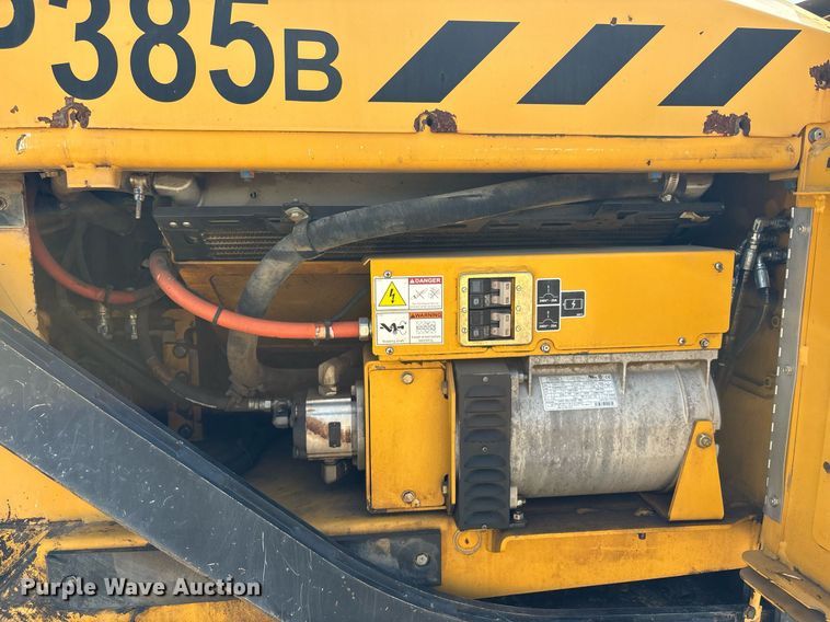 image for item EC3733 2019 Weiler P385B paver