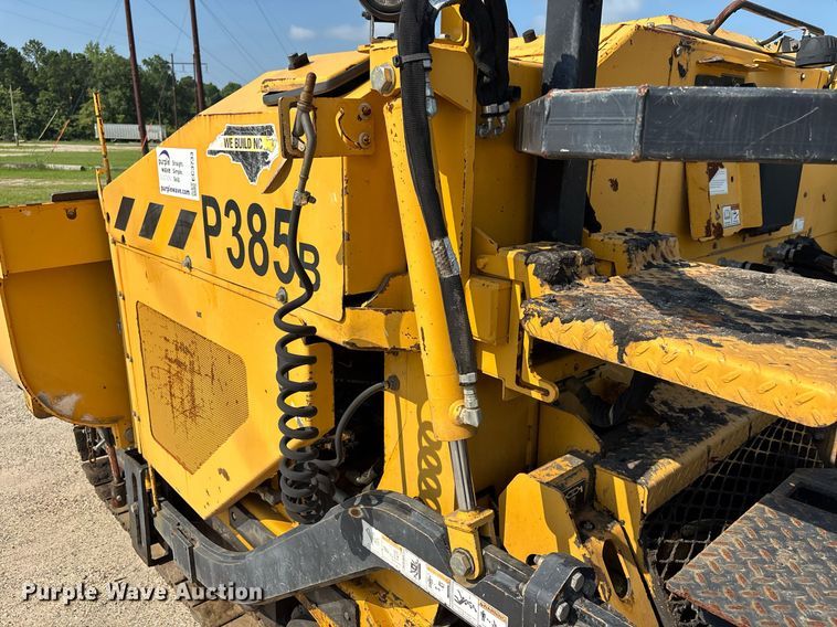 image for item EC3733 2019 Weiler P385B paver