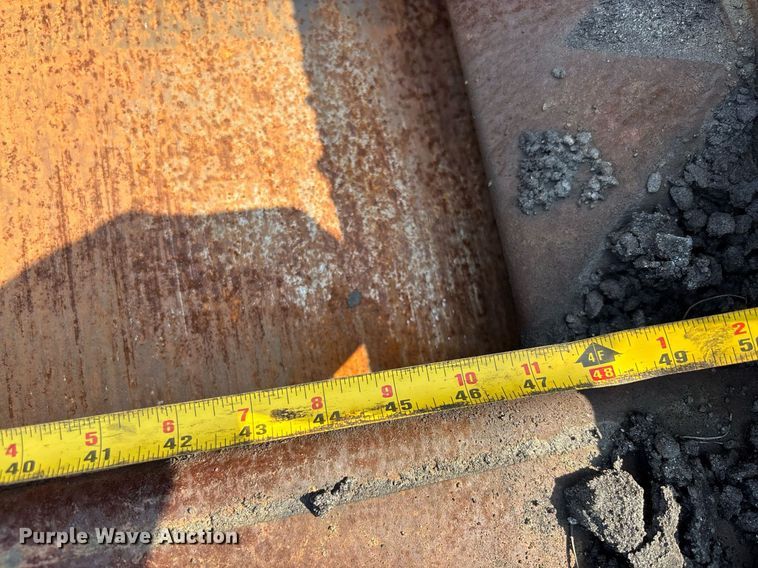 image for item EC3733 2019 Weiler P385B paver