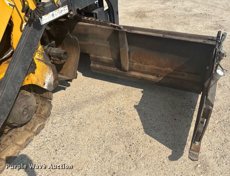 image for item EC3733 2019 Weiler P385B paver