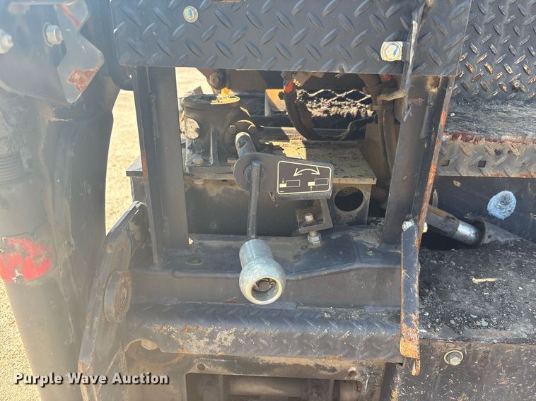 image for item EC3733 2019 Weiler P385B paver