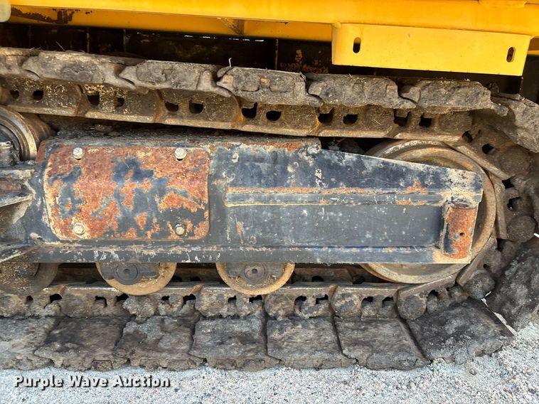 image for item EC3733 2019 Weiler P385B paver