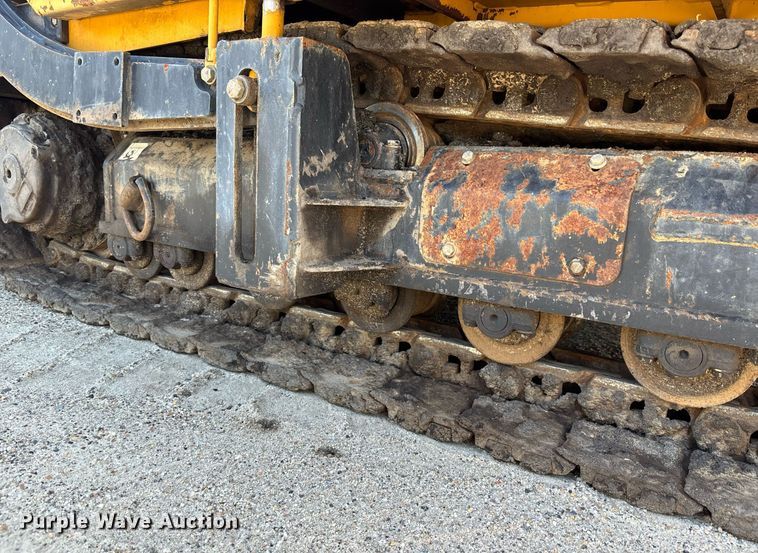 image for item EC3733 2019 Weiler P385B paver