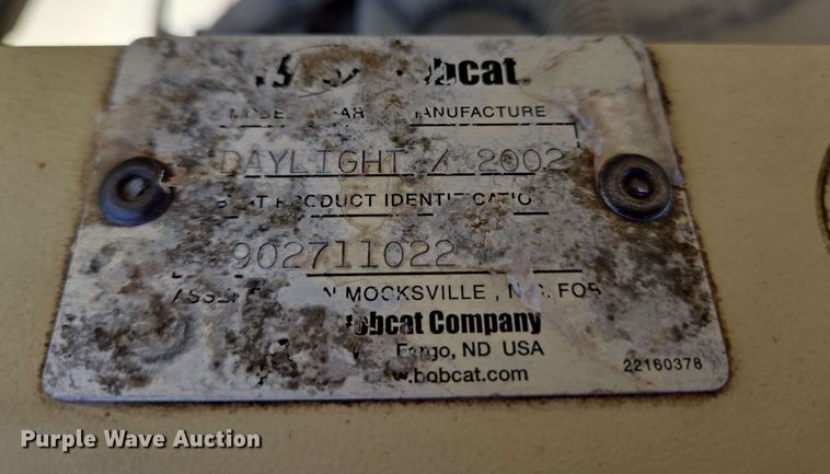 image for item EC4202 2002 Bobcat Daylight light plant