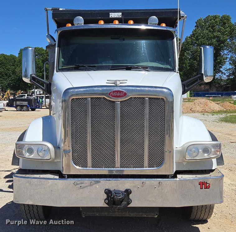 image for item ED2106 2016 Peterbilt 567 dump truck