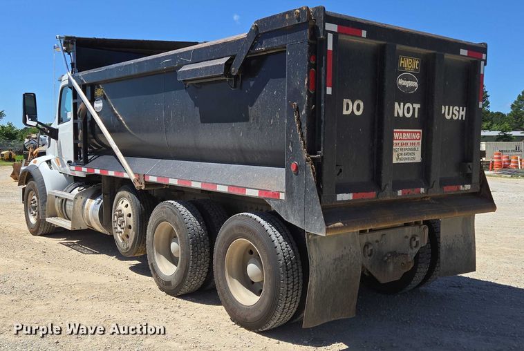 image for item ED2106 2016 Peterbilt 567 dump truck