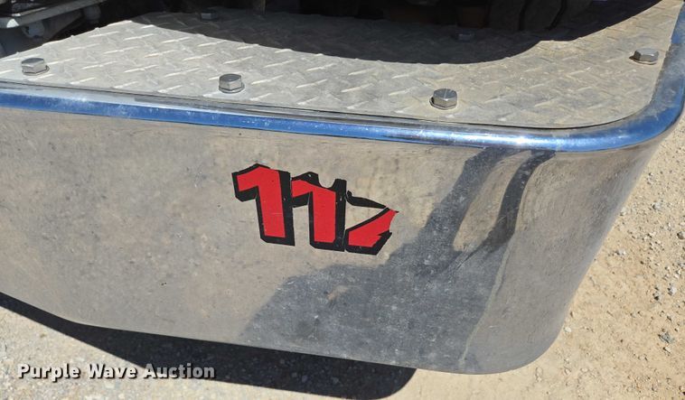 image for item ED2106 2016 Peterbilt 567 dump truck