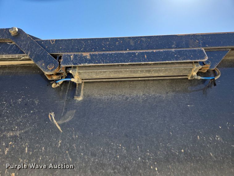 image for item ED2106 2016 Peterbilt 567 dump truck