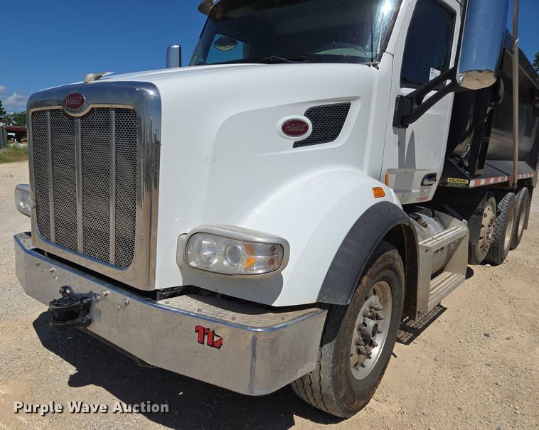 image for item ED2106 2016 Peterbilt 567 dump truck