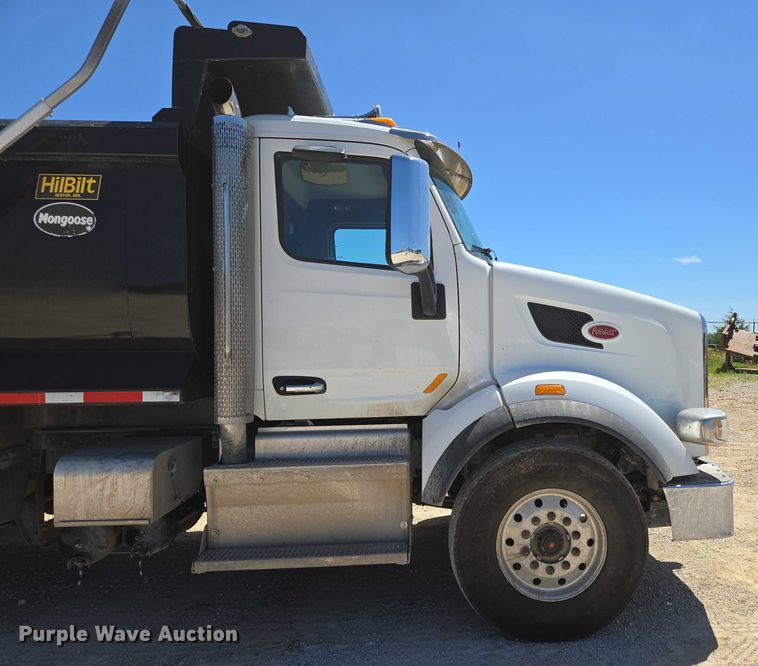 image for item ED2106 2016 Peterbilt 567 dump truck