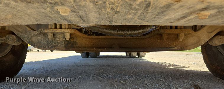 image for item ED2106 2016 Peterbilt 567 dump truck