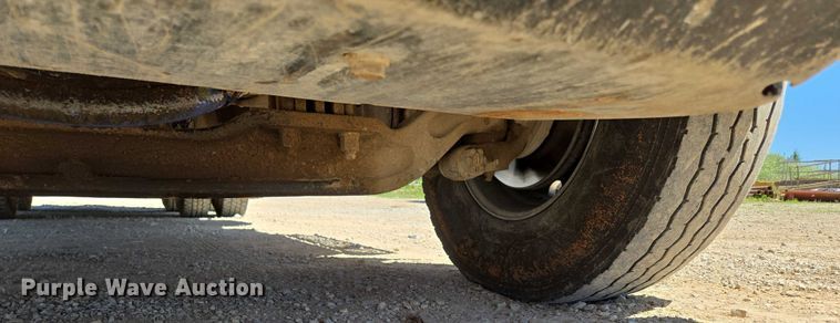 image for item ED2106 2016 Peterbilt 567 dump truck