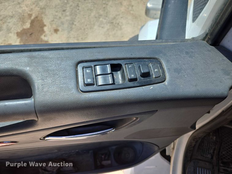 image for item ED2106 2016 Peterbilt 567 dump truck