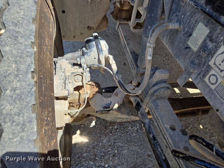 image for item ED2106 2016 Peterbilt 567 dump truck