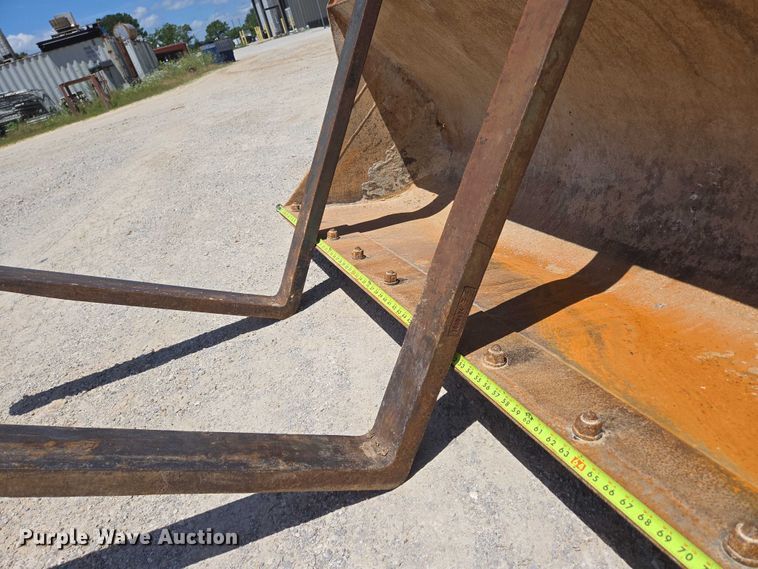 image for item ED2108 2013 Case 580 Super N backhoe