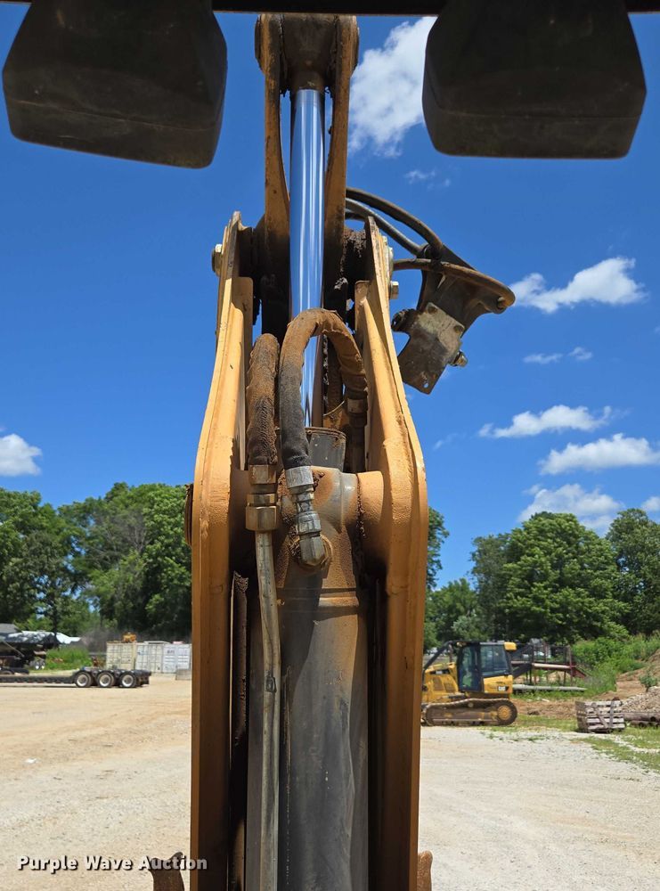 image for item ED2108 2013 Case 580 Super N backhoe