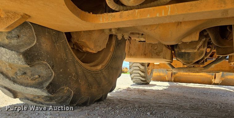 image for item ED2108 2013 Case 580 Super N backhoe