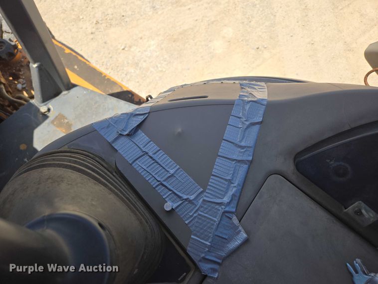 image for item ED2108 2013 Case 580 Super N backhoe