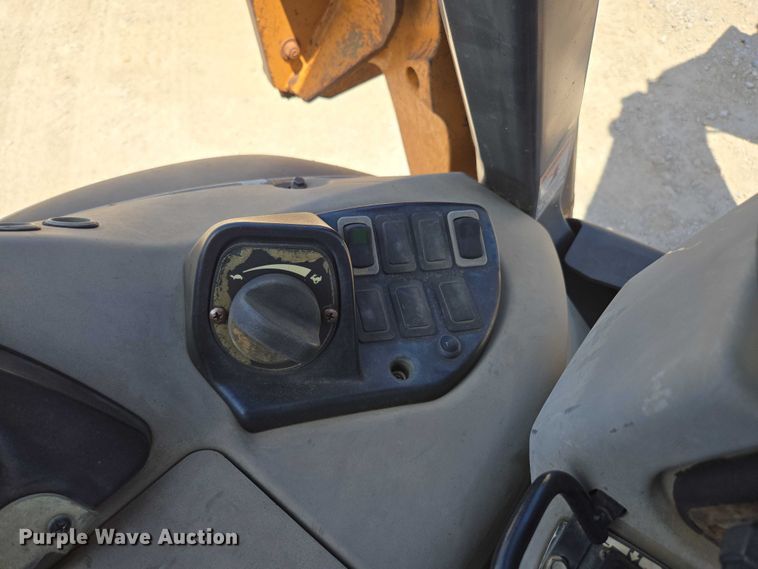 image for item ED2108 2013 Case 580 Super N backhoe