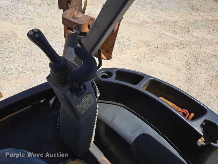 image for item ED2108 2013 Case 580 Super N backhoe