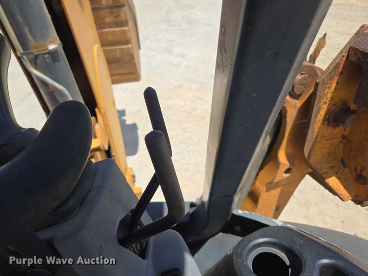 image for item ED2108 2013 Case 580 Super N backhoe