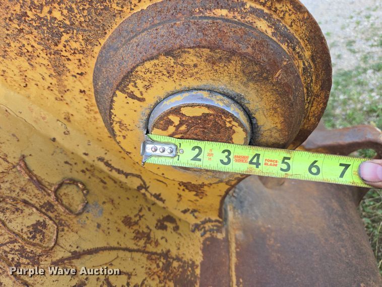 image for item ED2110 Caterpillar  60