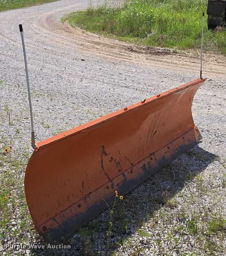 image for item ED2113 Broce Broom 90