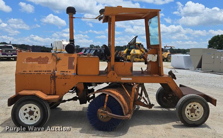 image for item ED2114 1998 Broce RJ 350 broom