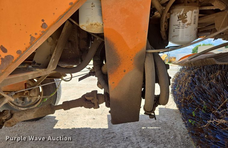 image for item ED2114 1998 Broce RJ 350 broom