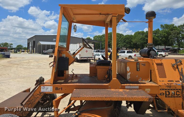 image for item ED2114 1998 Broce RJ 350 broom