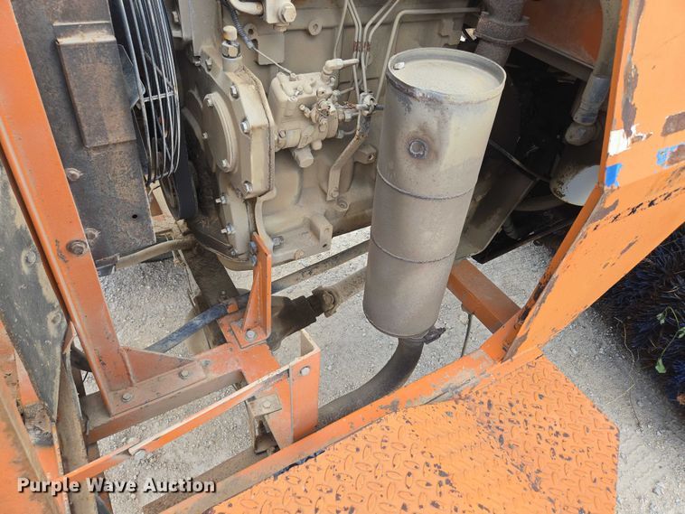 image for item ED2114 1998 Broce RJ 350 broom