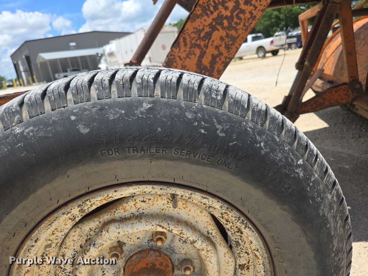 image for item ED2114 1998 Broce RJ 350 broom