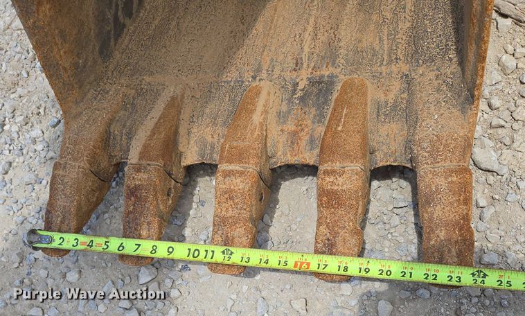 image for item ED2115 2015 Case 580N backhoe